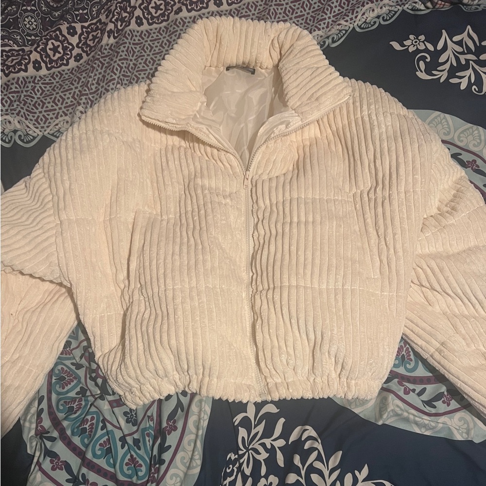 SHIEN CURVE: Ribbed Puffer Jacket Cropped